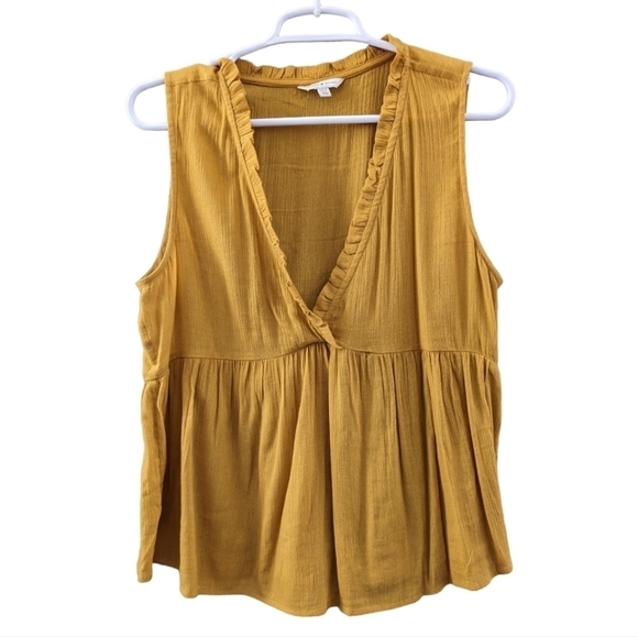 Lucky Brand yellow/gold v-neck with ruffles sleeveless top, size medium - Picture 1 of 4